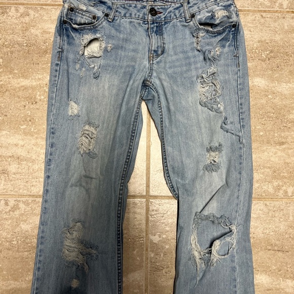 💙EUC -AEROPOSTALE DISTRESSED CHELSEA BOOTCUT JEANS SZ 7-8 LONG💙 - Picture 6 of 11